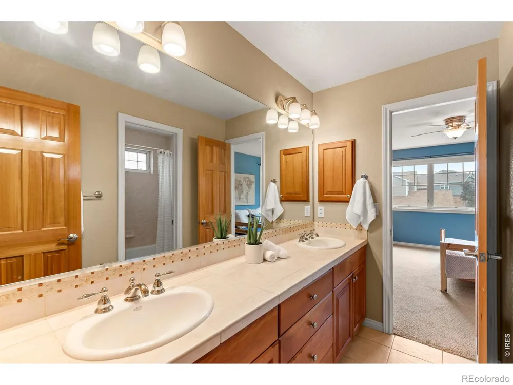 1739 Redwing Lane Broomfield, CO 80020