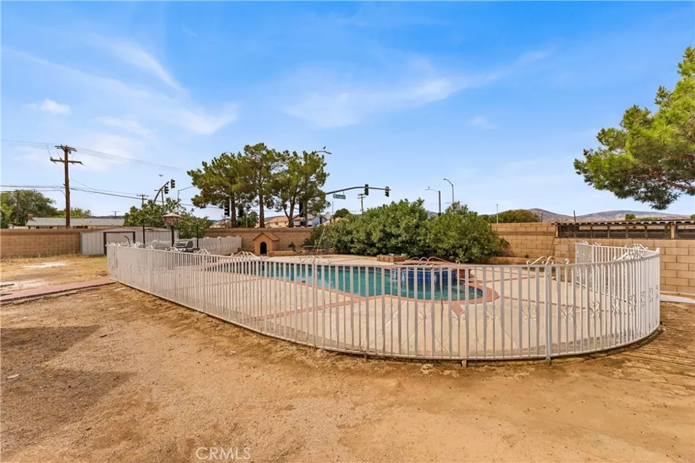 38003 Jeri Lane Palmdale, CA 93550