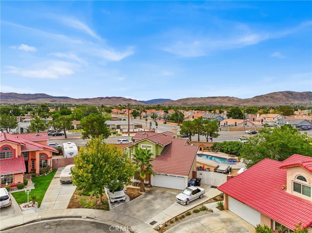 38003 Jeri Lane Palmdale, CA 93550