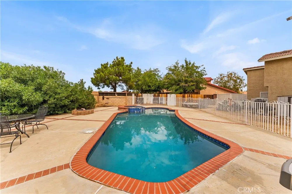 38003 Jeri Lane Palmdale, CA 93550