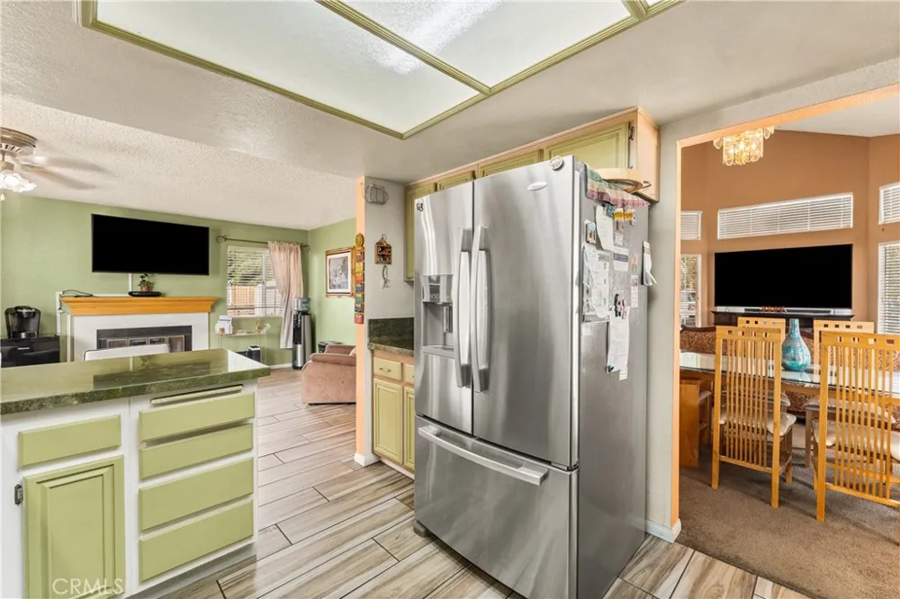 38003 Jeri Lane Palmdale, CA 93550