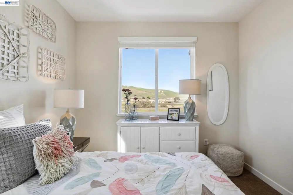 2412 Golden Way Fairfield, CA 94533