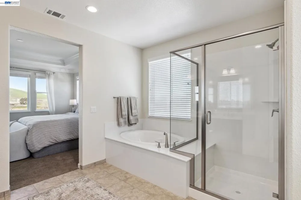 2412 Golden Way Fairfield, CA 94533
