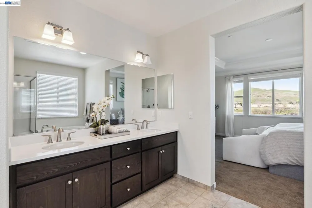 2412 Golden Way Fairfield, CA 94533