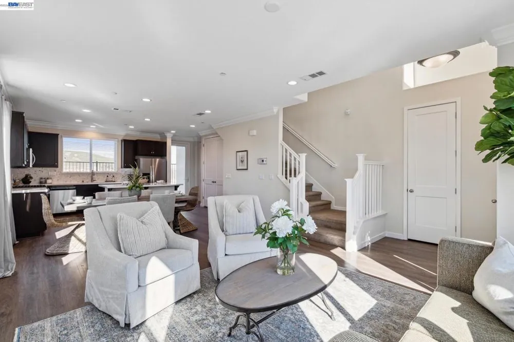 2412 Golden Way Fairfield, CA 94533