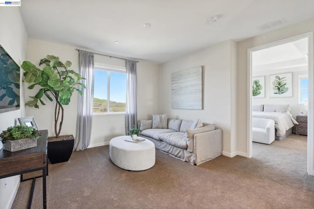 2412 Golden Way Fairfield, CA 94533