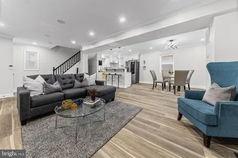 3708 THE ALAMEDA