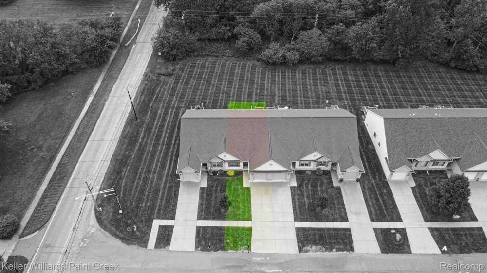 203 Jonathon Drive Almont Village, MI 48003
