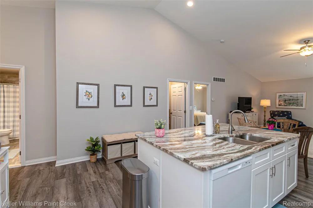 203 Jonathon Drive Almont Village, MI 48003