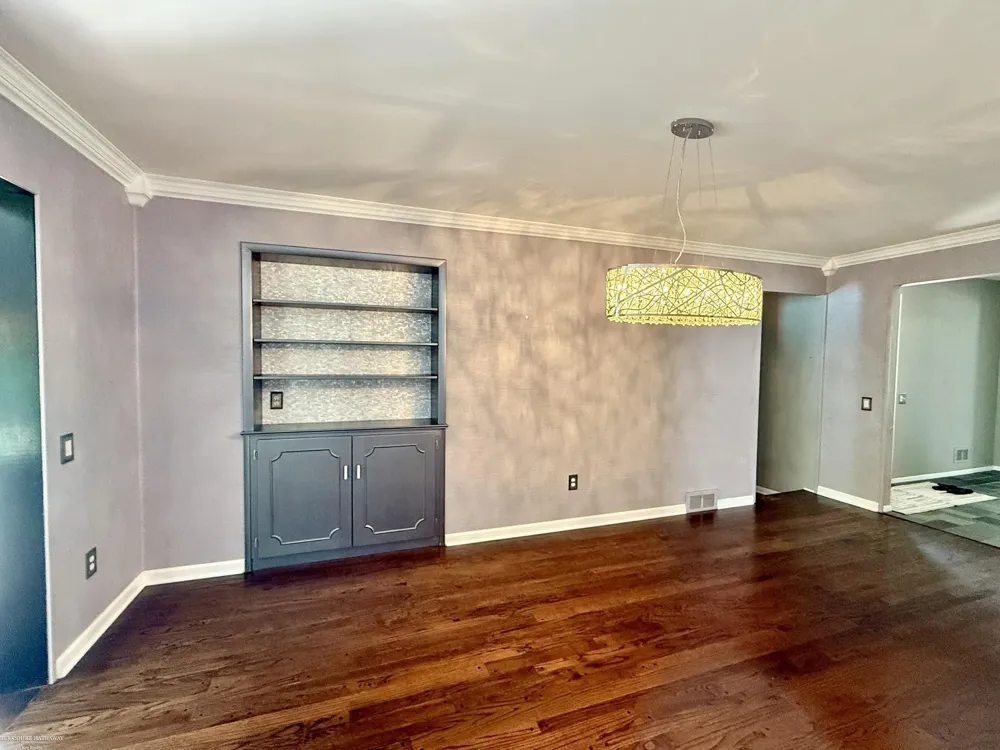 31310 Foxboro Way Beverly Hills Village, MI 48025