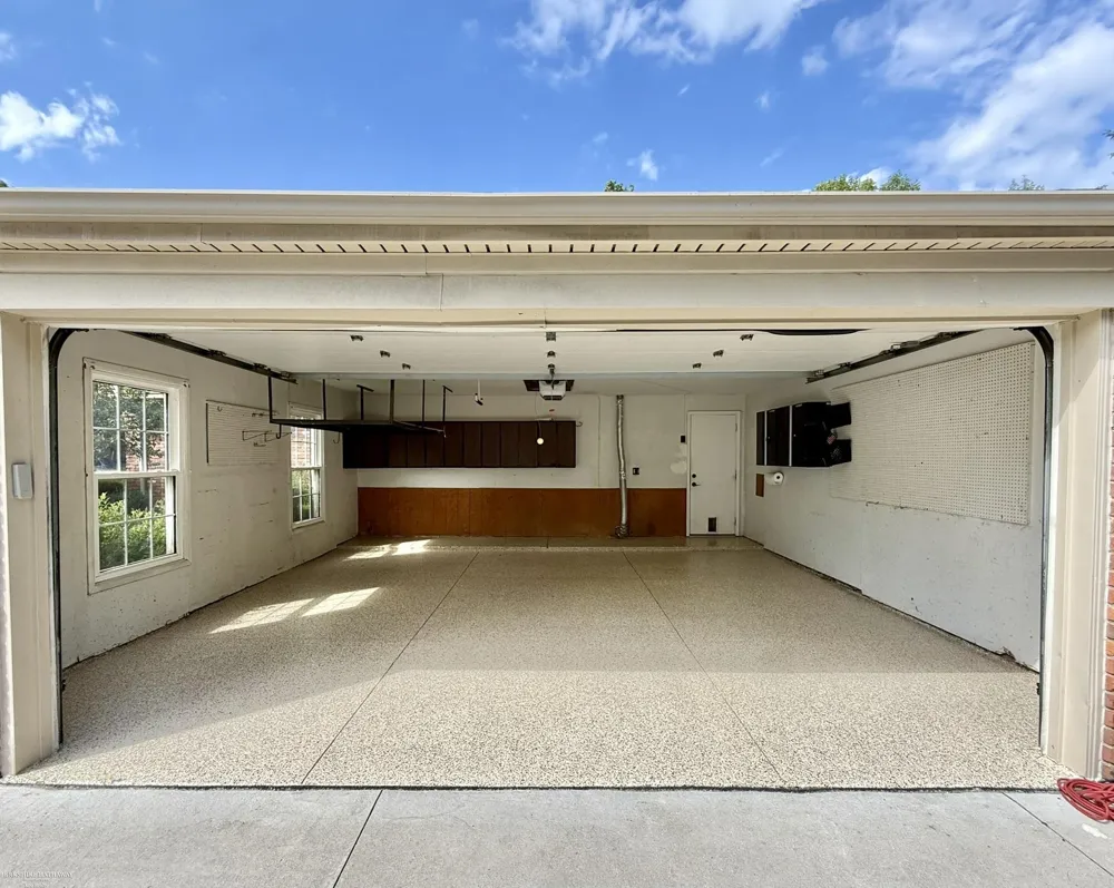 31310 Foxboro Way Beverly Hills Village, MI 48025