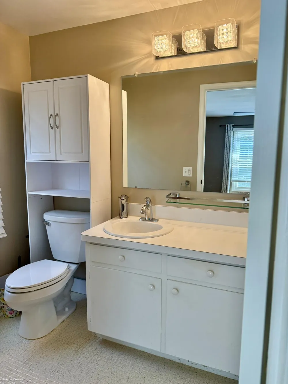 31310 Foxboro Way Beverly Hills Village, MI 48025