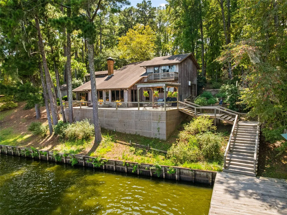 137 Beechwood Lane Natchitoches, LA 71457