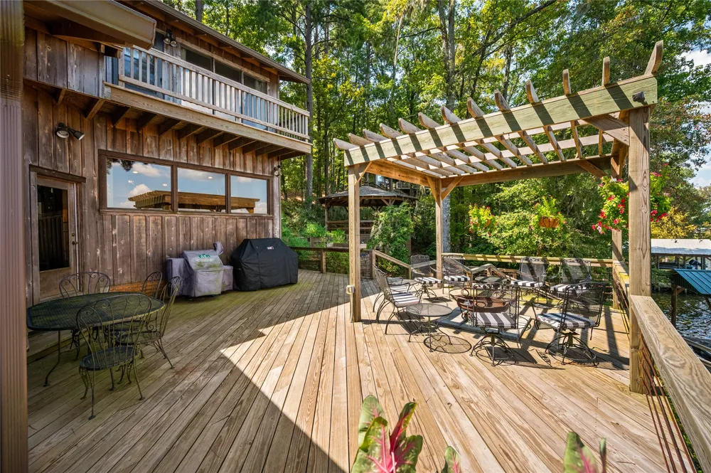 137 Beechwood Lane Natchitoches, LA 71457
