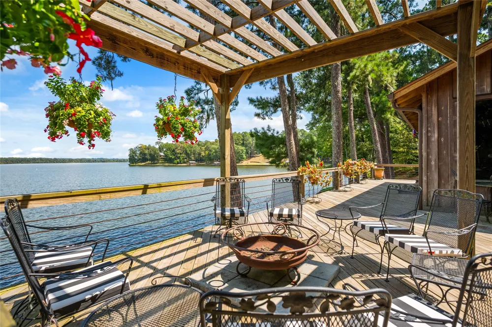 137 Beechwood Lane Natchitoches, LA 71457