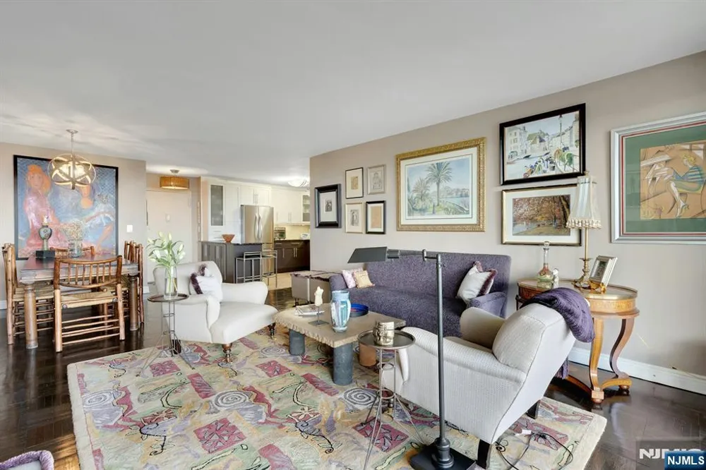2000 Linwood Avenue 22C/D Fort Lee, NJ 07024