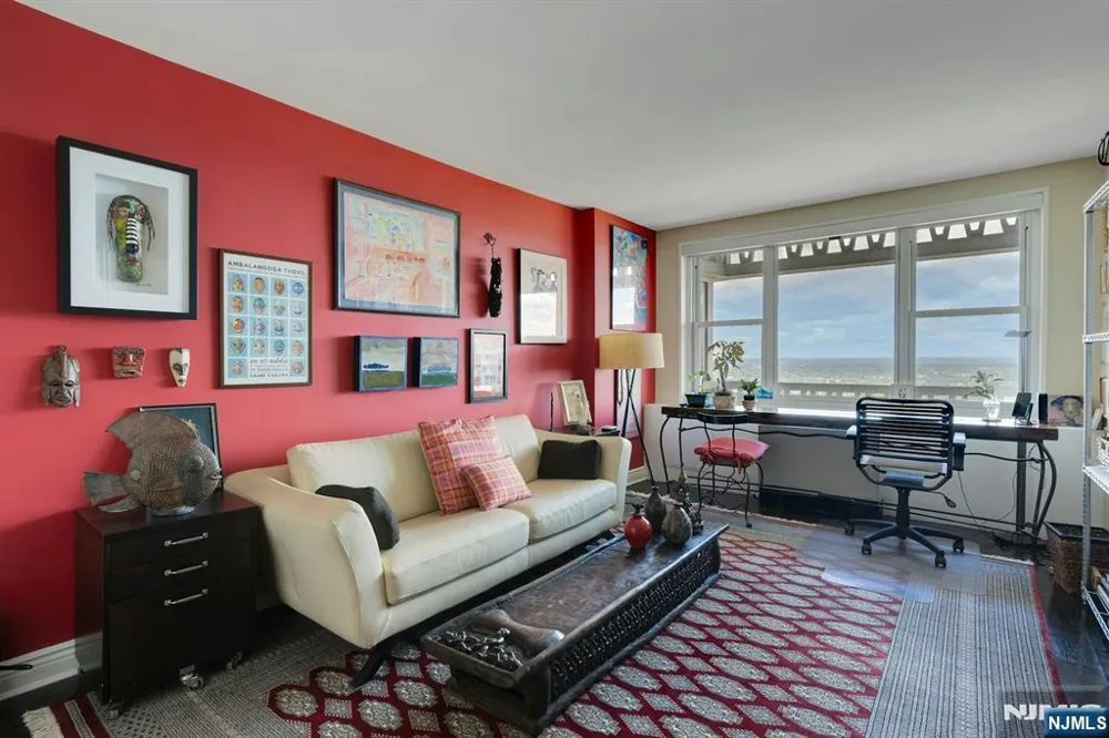 2000 Linwood Avenue 22C/D Fort Lee, NJ 07024