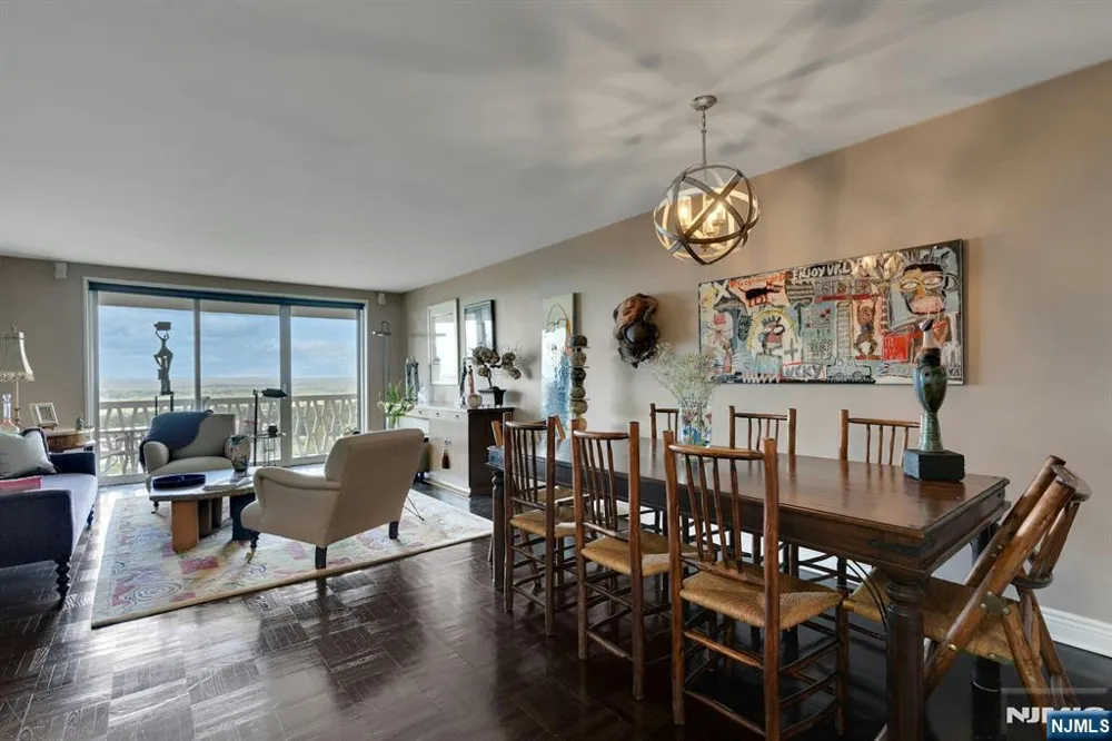 2000 Linwood Avenue 22C/D Fort Lee, NJ 07024