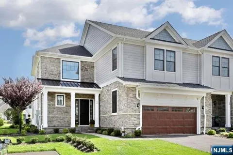 90 Woodmont Circle