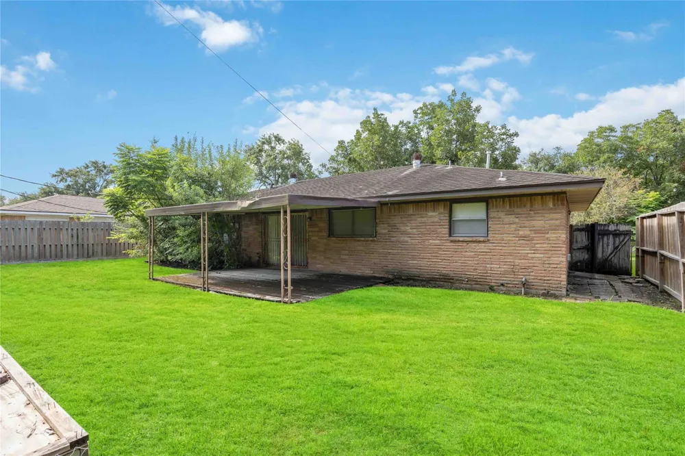 7719 Wilmerdean Street Houston, TX 77061
