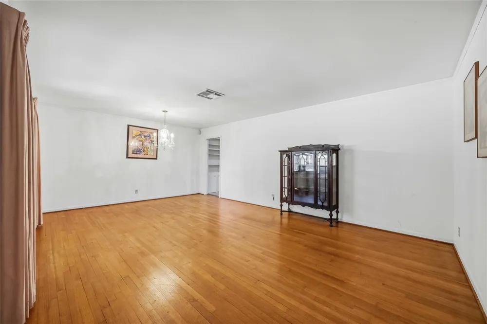 7719 Wilmerdean Street Houston, TX 77061