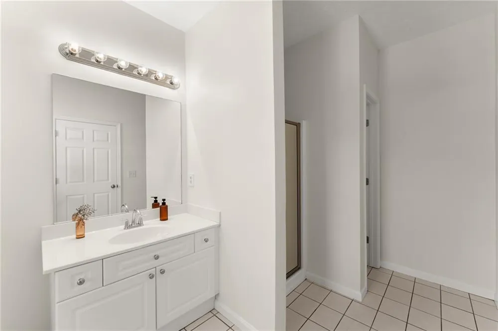 4817 Zephyr Cove Place Flowery Branch, GA 30542