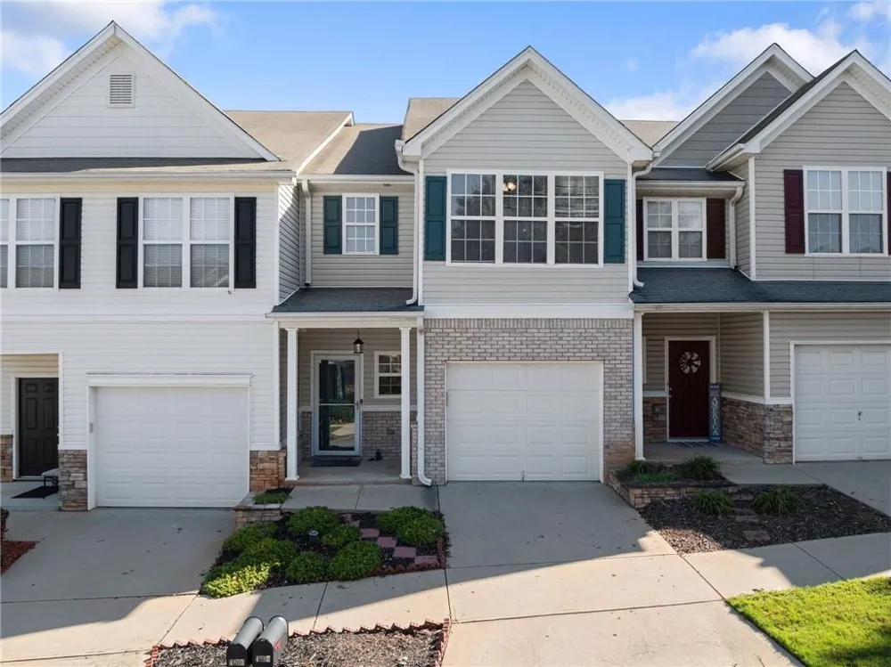 4817 Zephyr Cove Place Flowery Branch, GA 30542