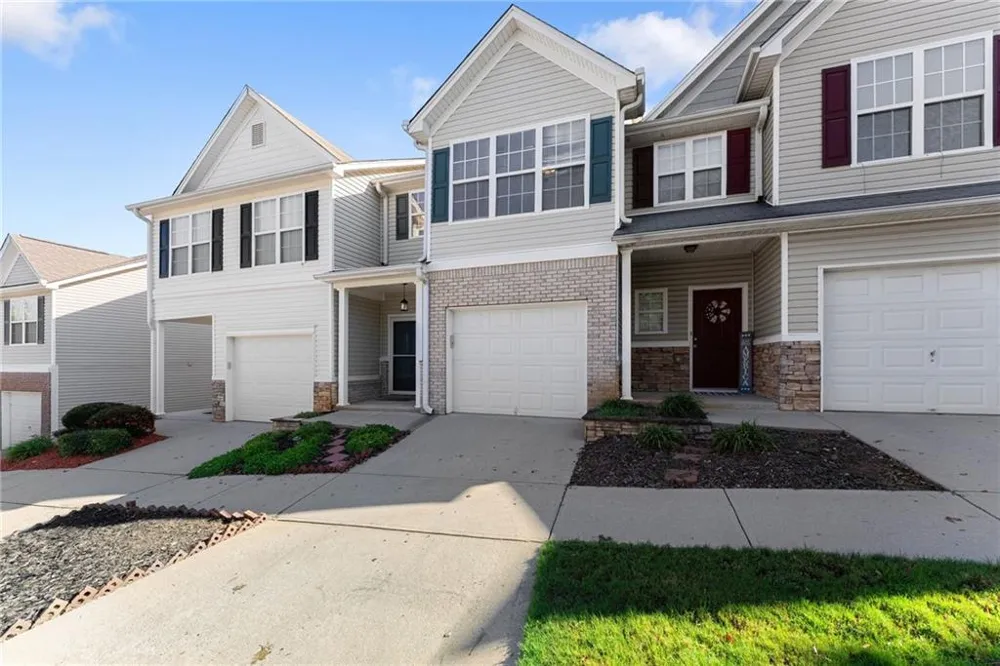 4817 Zephyr Cove Place Flowery Branch, GA 30542
