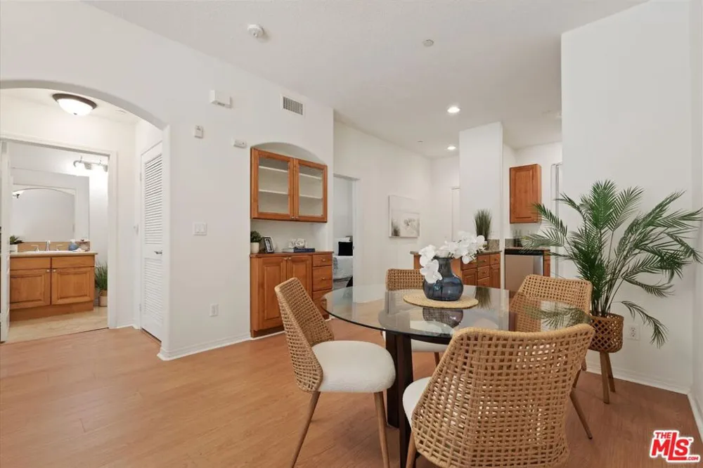2750 Artesia Boulevard #132 Redondo Beach, CA 90278