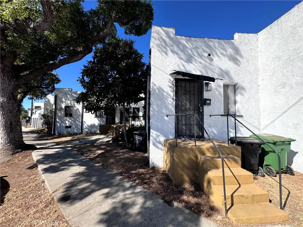 3301 Eagle Rock Boulevard Los Angeles, CA 90065