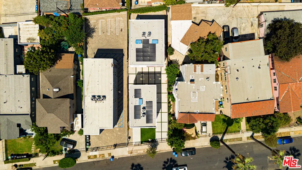 1269 W 36th Street Los Angeles, CA 90007
