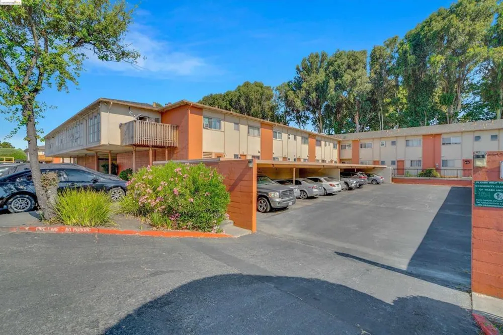 27505 Tampa Avenue #16 Hayward, CA 94544