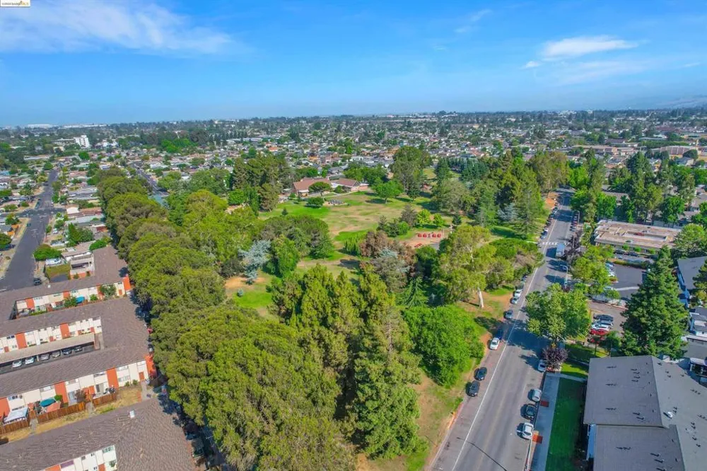 27505 Tampa Avenue #16 Hayward, CA 94544