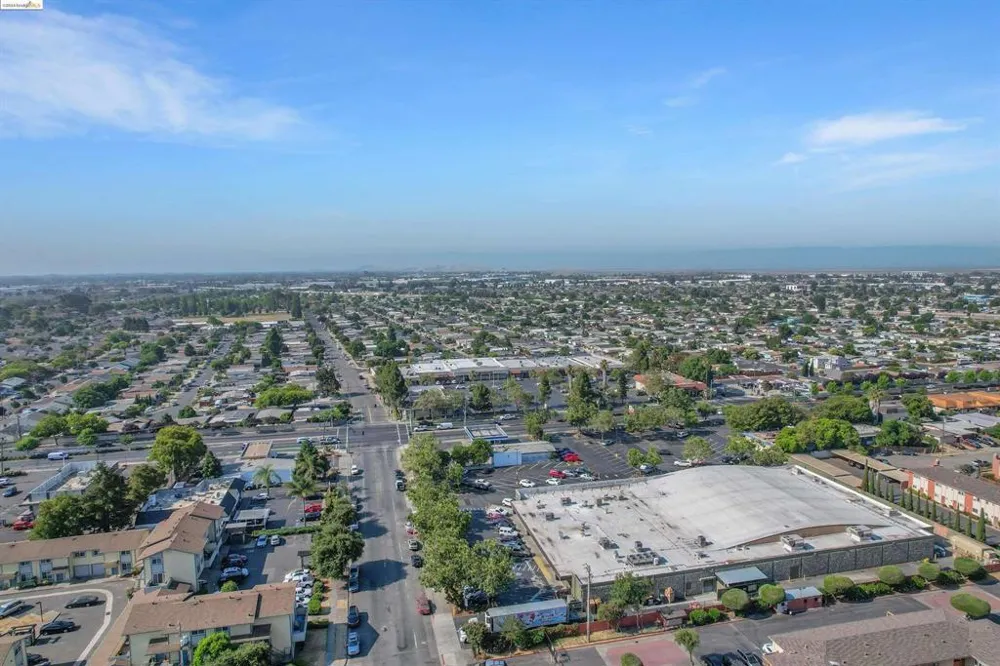 27505 Tampa Avenue #16 Hayward, CA 94544