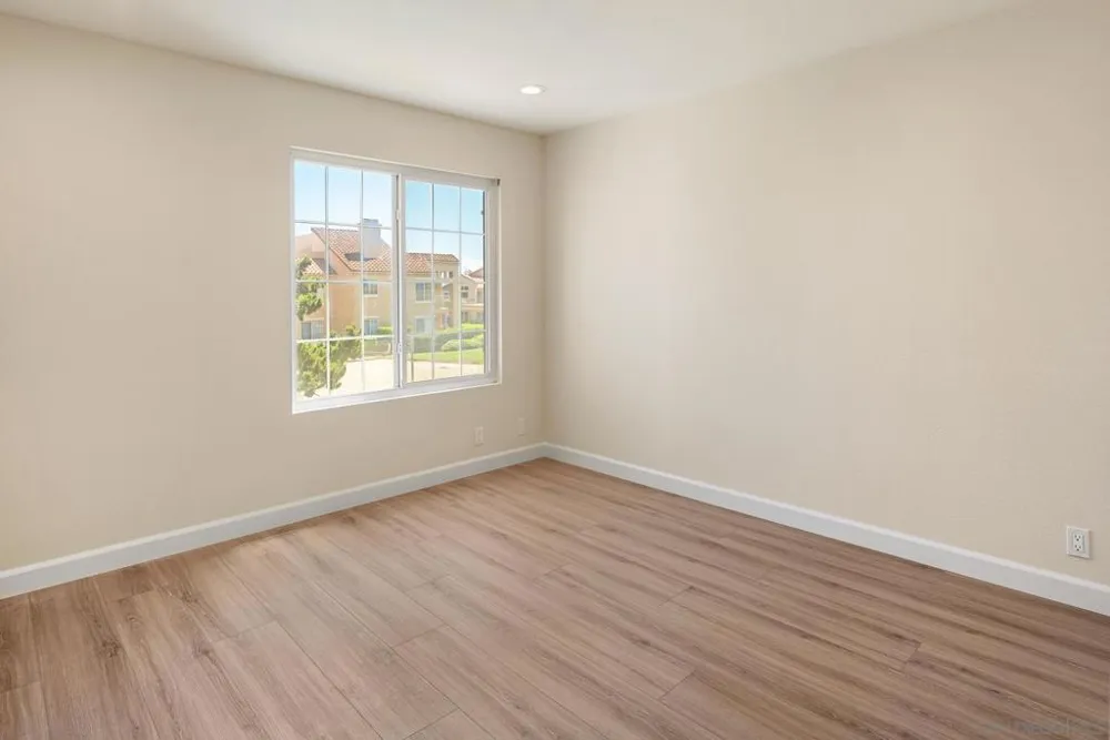 7360 Calle Cristobal #108 San Diego, CA 92126