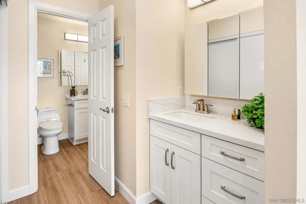 7360 Calle Cristobal #108 San Diego, CA 92126