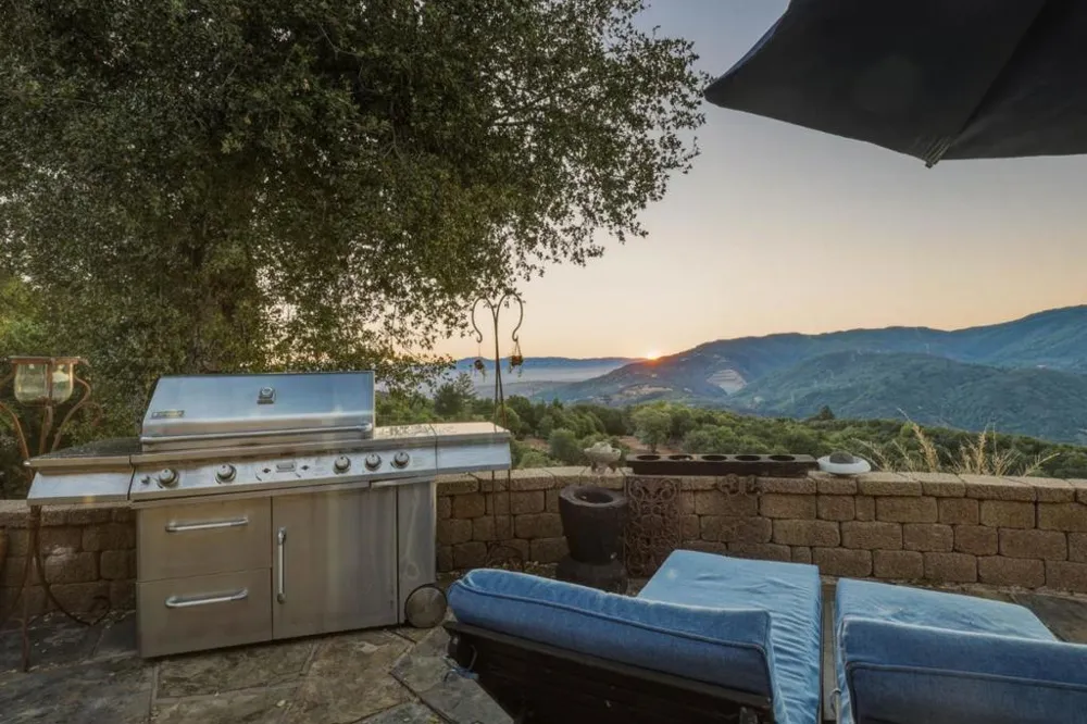 19375 Montevina Road Los Gatos, CA 95033