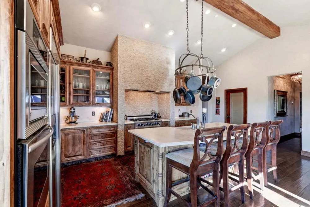 19375 Montevina Road Los Gatos, CA 95033