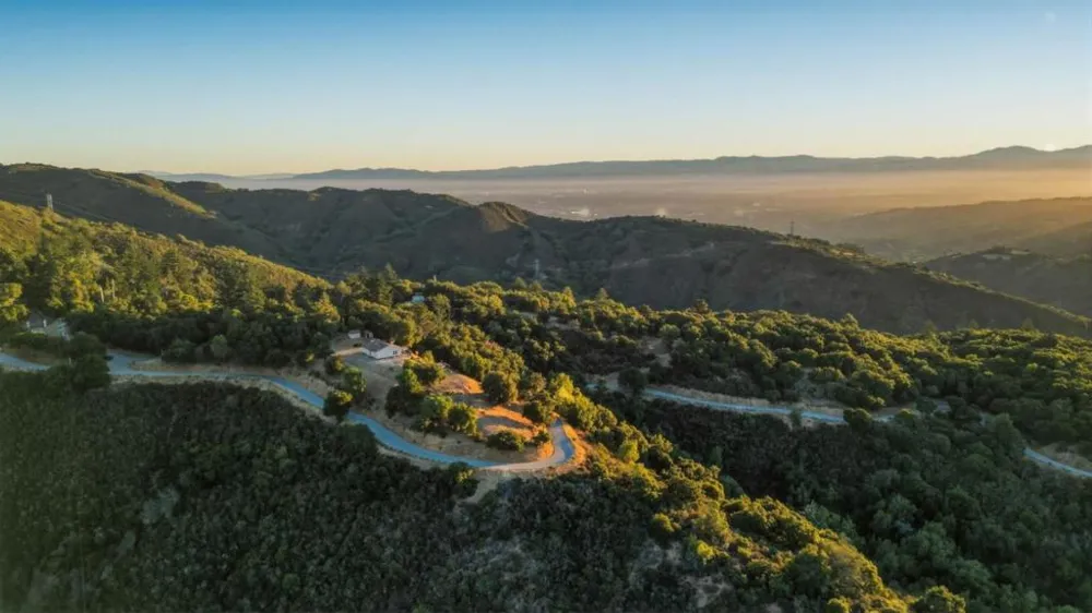 19375 Montevina Road Los Gatos, CA 95033
