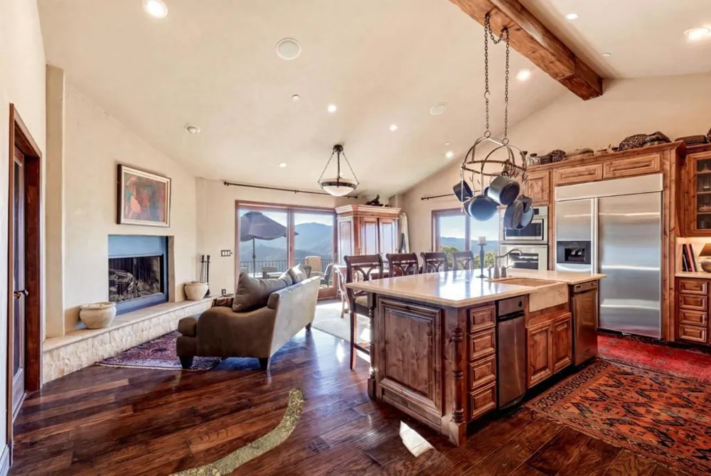 19375 Montevina Road Los Gatos, CA 95033
