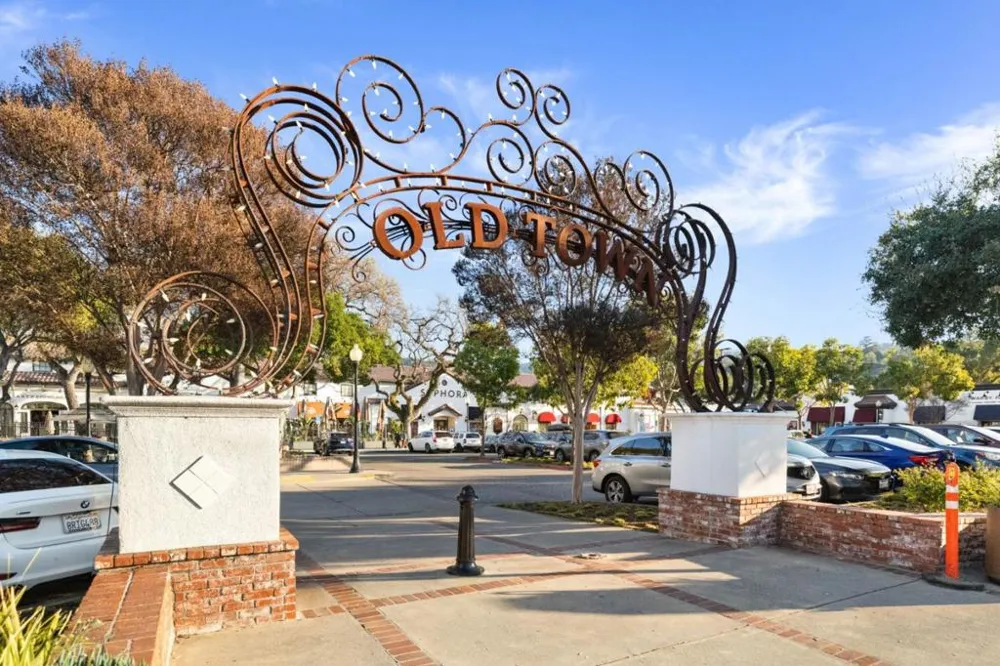 19375 Montevina Road Los Gatos, CA 95033