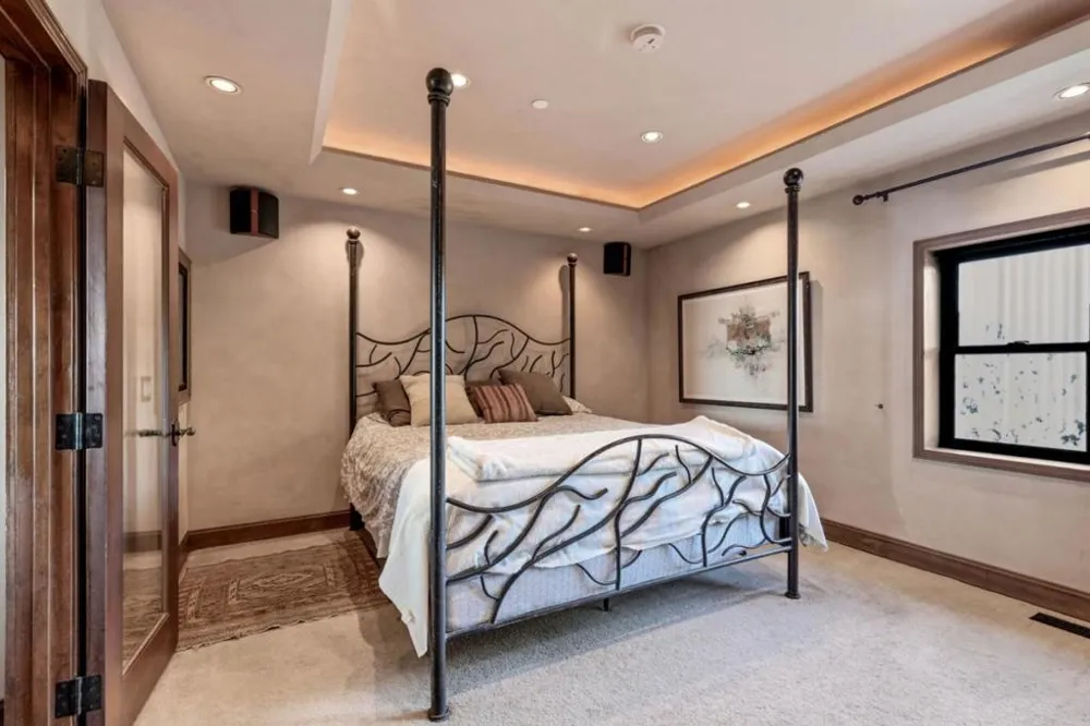 19375 Montevina Road Los Gatos, CA 95033