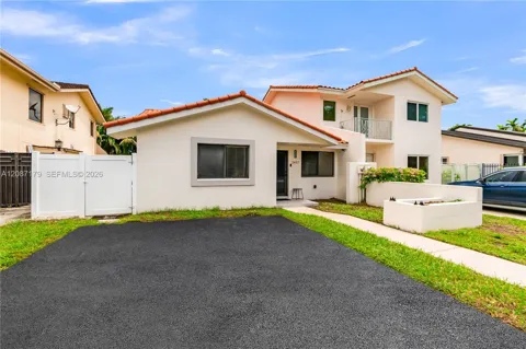2437 SW 99th Ct