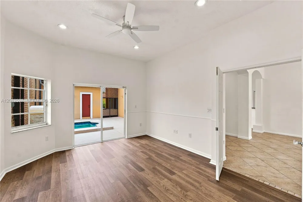 12103 NW 47th Mnr Coral Springs, FL 33076
