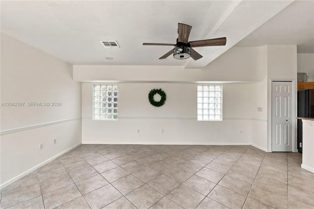 12103 NW 47th Mnr Coral Springs, FL 33076