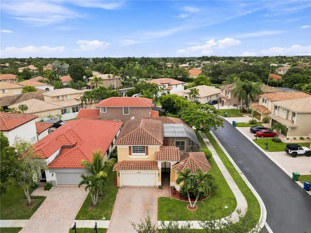 12103 NW 47th Mnr Coral Springs, FL 33076