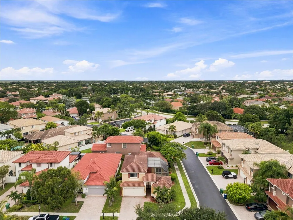 12103 NW 47th Mnr Coral Springs, FL 33076