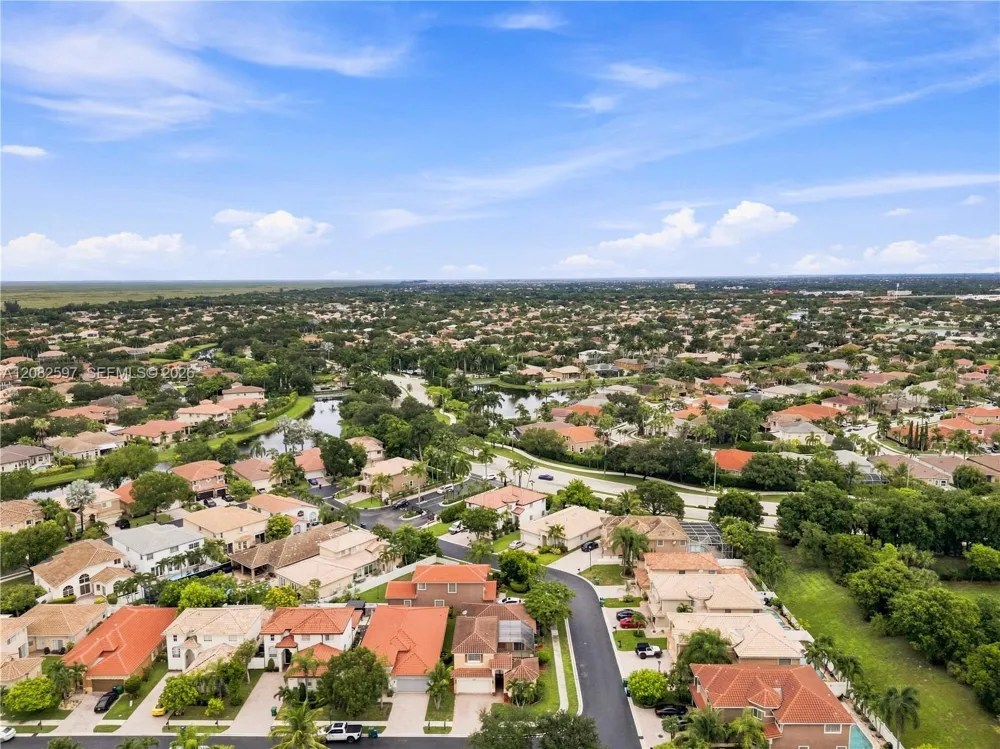 12103 NW 47th Mnr Coral Springs, FL 33076