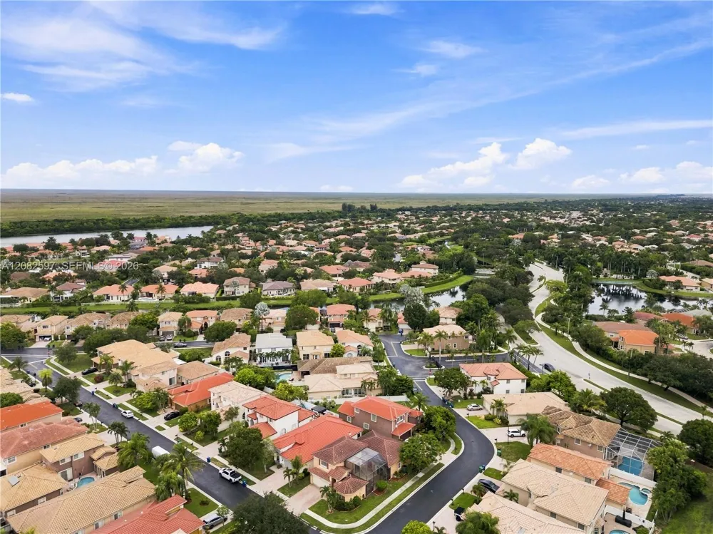 12103 NW 47th Mnr Coral Springs, FL 33076