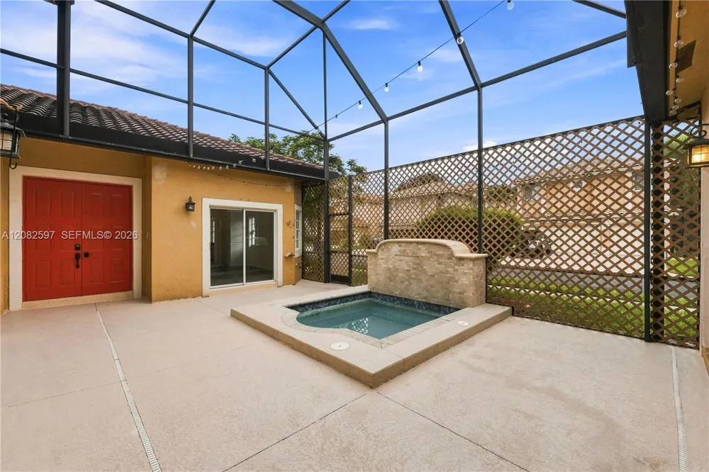 12103 NW 47th Mnr Coral Springs, FL 33076
